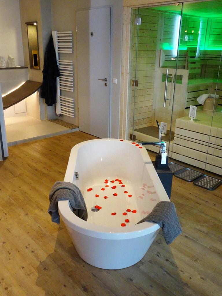 Wellnessausstellung Badewanne